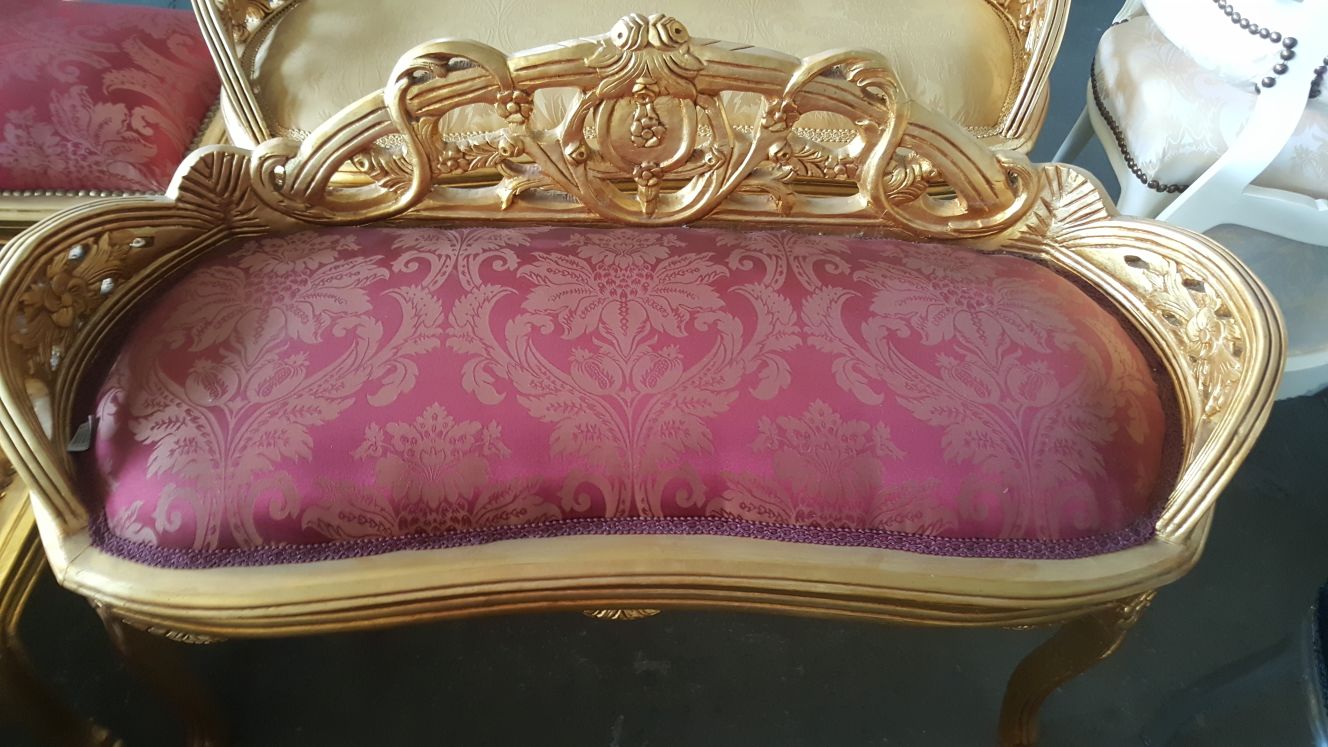 * Divanetto ovale oro legno cuscino rosso fiori divano barocco